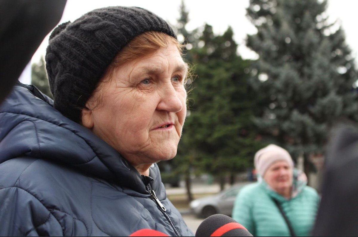 At the age of 63, Nadia fled from #Ukraine with her family after the school where she worked was destroyed.

Nadia found a helping hand from <a href="/RedCrossRomania/">Romanian Red Cross (Crucea Roșie Română)</a>, which provided her with financial support, food and hygiene items. #humanity