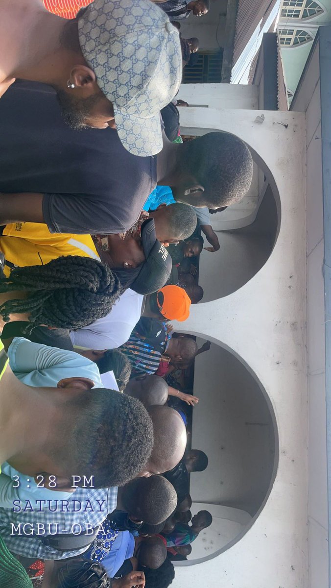 NnennaOhizu's tweet photo. please you people should help me tag @inecnigeria @NgLabour people are yet to vote, at least 80% of the people in this polling unit are yet to vote. @Mochievous @Morris_Monye @PeterObi @FS_Yusuf_ @SavvyRinu https://t.co/u6qAi0ZuC2