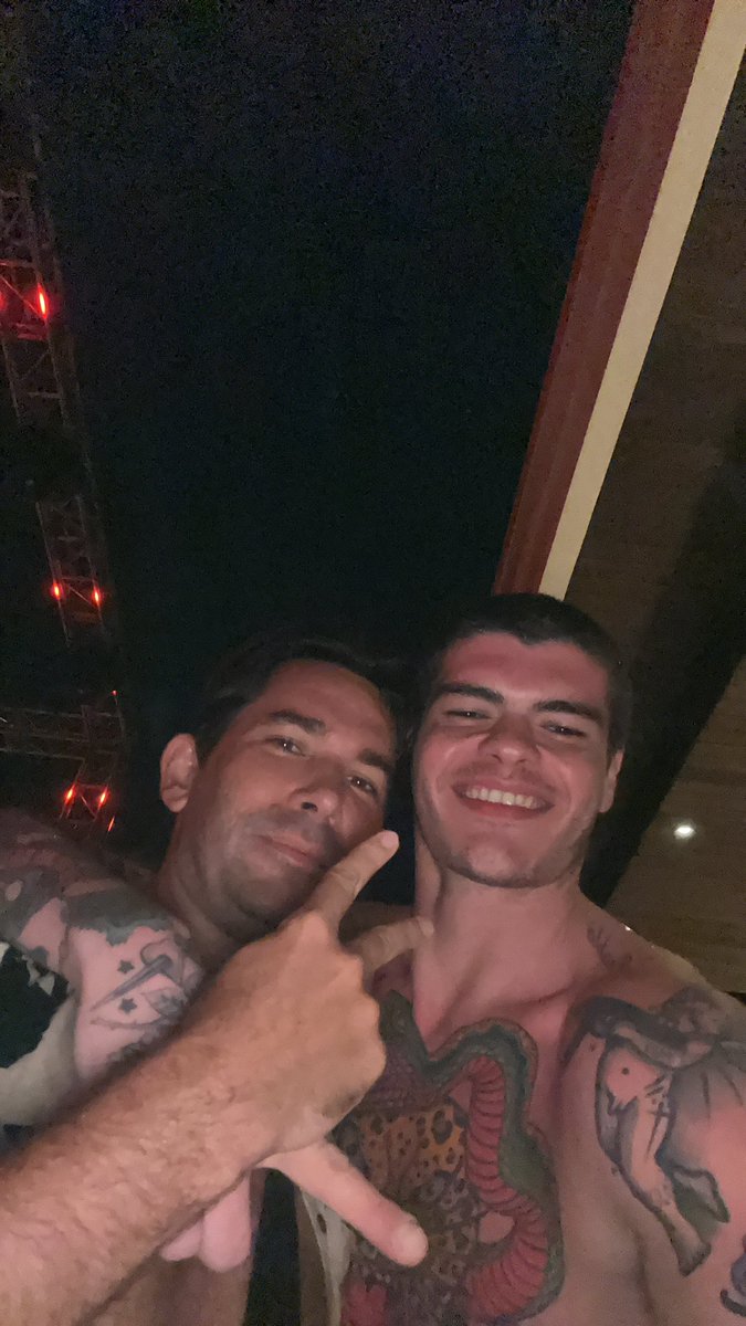 Met <a href="/timweb3_/">Tim Web3</a> in <a href="/savayabali/">savayabali</a> <a href="/Llamaverse_/">Llamaverse</a> Taking over