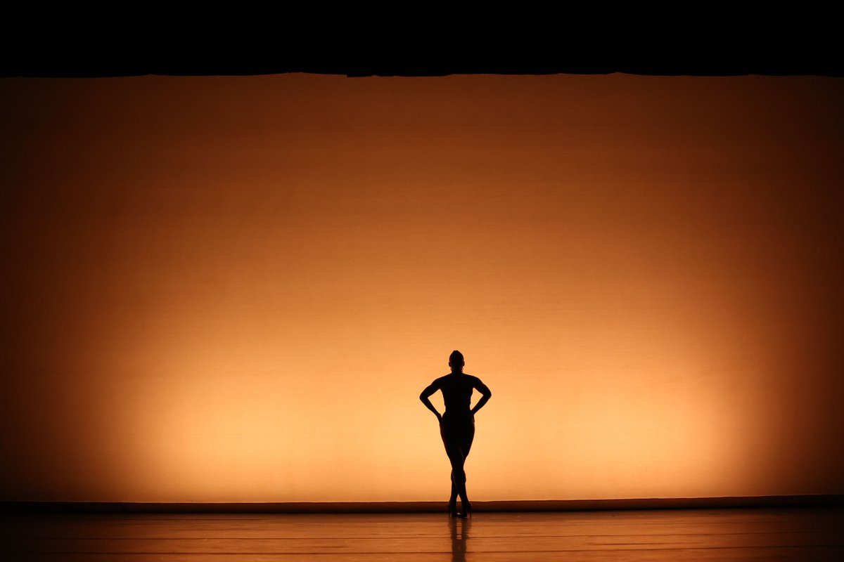 To the left, to the left. Writer <a href="/elizabeth_myong/">Elizabeth Myong</a> on how <a href="/dallasblkdance/">Dallas Black Dance Theatre</a>'s 'Swipe Left' unpacks the challenges of modern dating (with nods to Kamala Harris, Maya Angelou, Beyoncé and Megan Thee Stallion). | <a href="/dallasnews/">Dallas Morning News</a>
<a href="/keranews/">KERA News</a> <a href="/GuzmanSam/">Samantha Guzman</a>

dallasnews.com/arts-entertain…