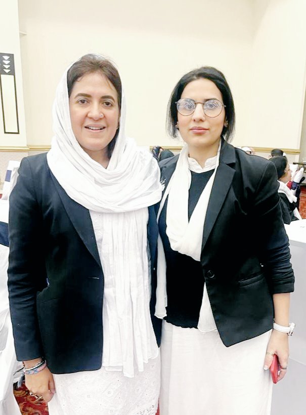 MaheenCh12's tweet photo. @Rizsab1 Many Many congratulations ma'am
#LHCB  #highcourtelection #WomenEmpowerment https://t.co/zwiRdS3L4T