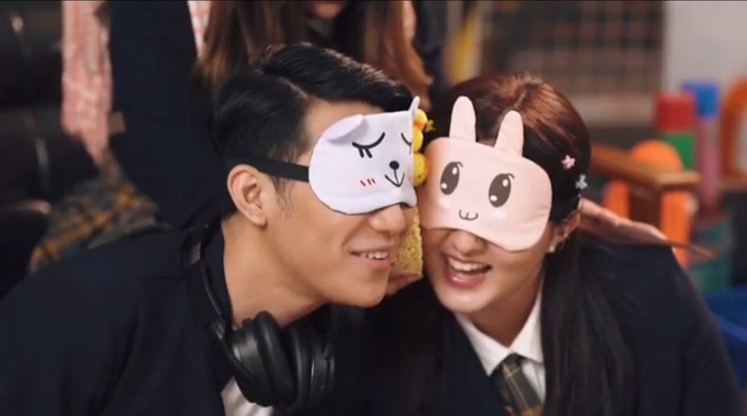cassren_mav's tweet photo. CassRen gaano ka close yarn 😭💛💚

Thank you po Ms. @D_laurel for having @Espanto2001 @LegaspiCassy  on the episode of Dees University on your youtube channel 😍💛💚

Teaser: 📌https://t.co/wlVqysQigR

#CassRen https://t.co/B1PJ9qOtJV