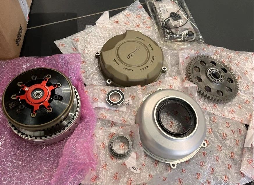 ドゥカティV4のドライクラッチを改造します
#バイク乗りとして軽く自己紹介
#バイク好きと繋がりたい 
#バイク乗りとして軽く自己紹介