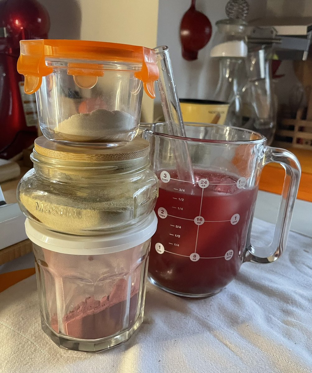 Lips & Tongue will say this is HAWAIIAN PUNCH ‼️ 🤩 …but it’s lemon juice + beet root, probiotic, and electrolyte powders 🛟  #kitchenlab 😊 #happyplace