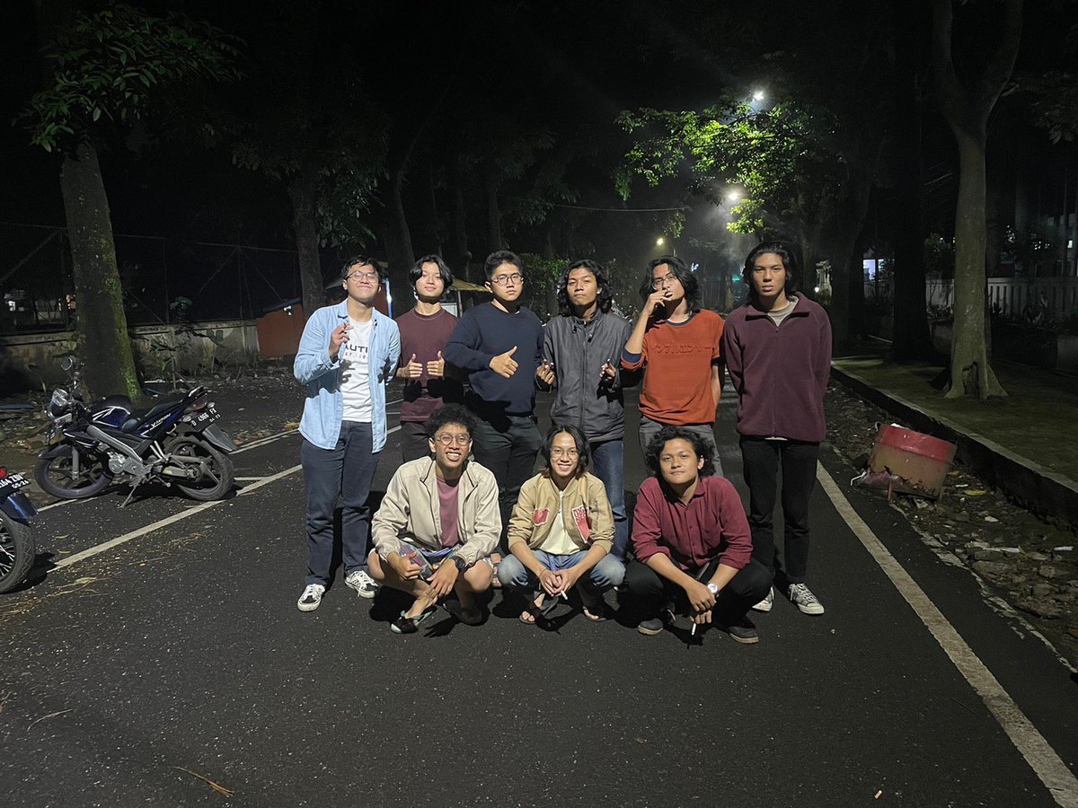 Nesthetic_21's tweet photo. circle btb soalna kumpul mun percintaan rungkad hngkl https://t.co/T3vCFkCyjo