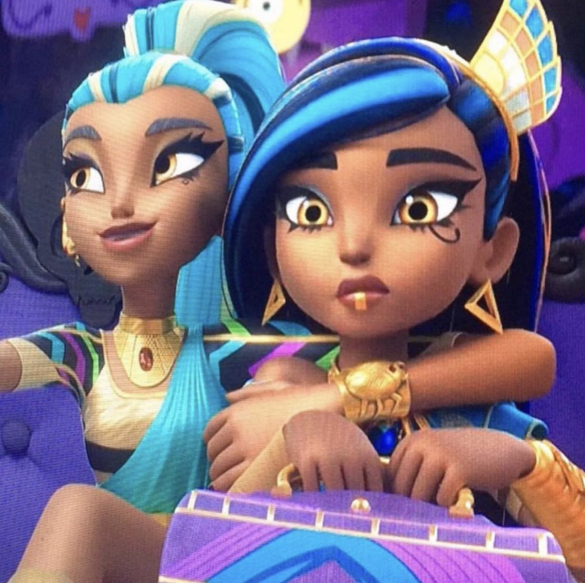 dailypierced's tweet photo. today’s pierced character is Nefera de Nile, from the g3 monster high reboot! 🐍 she seems to have lobe piercings and a tragus piercing! ⭐️ https://t.co/7Gy2DTNW2q