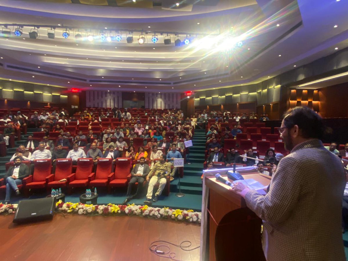 naqvimukhtar's tweet photo. The gathering witnessed pleasant confluence of service and music by the serving and retired officers associated with this foundation. https://t.co/WSAtrQ3G0G