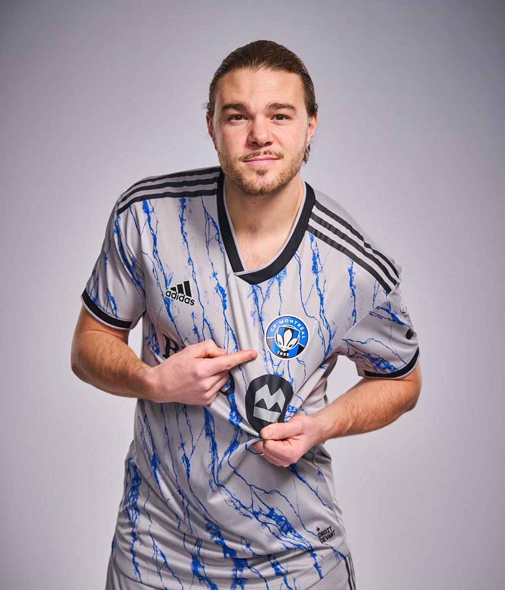 Nouvelle année, nouveau logo, même amour💙 #cfmtl #year7