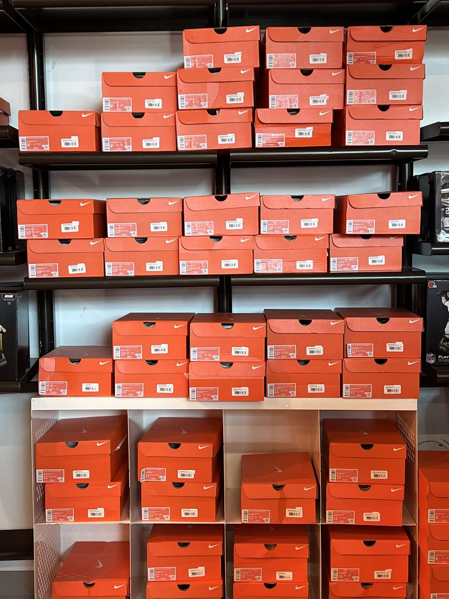 BrownsProShop tweet media