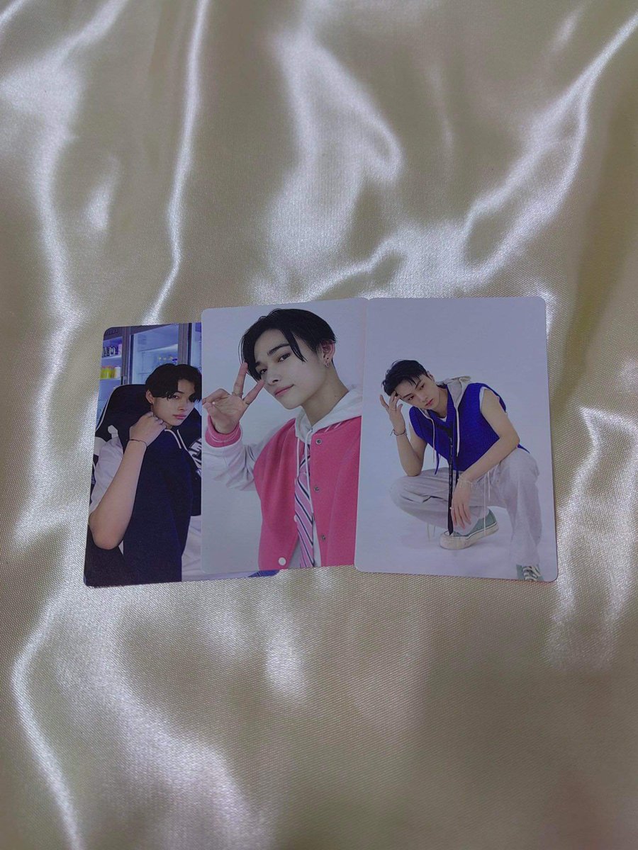 TakeMeToSeoul23's tweet photo. #TMTSGIVEAWAYS
3 winners of enhypen manifesto pc (one pc per winner)
Mechanics:
- like and rt
- must be following @1130Wonycarts and us @TakeMeToSeoul23
- will end by feb 28 π«Ά https://t.co/qrzDaMTMXt