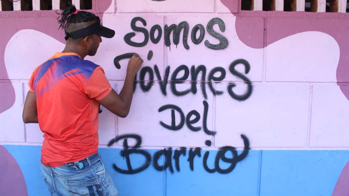 gabycomunas's tweet photo. Me siento feliz! Ya son 9 años de un arduo y hermoso trabajo en Jóvenes del Barrio. Son muchos los logros obtenidos así como los retos para esta nueva época. Que sepa la juventud de los barrios que no está sola, aquí estamos para trabajar por ellxs y con ellxs!
#9noAniversarioJDB https://t.co/MGdKTlMVxX