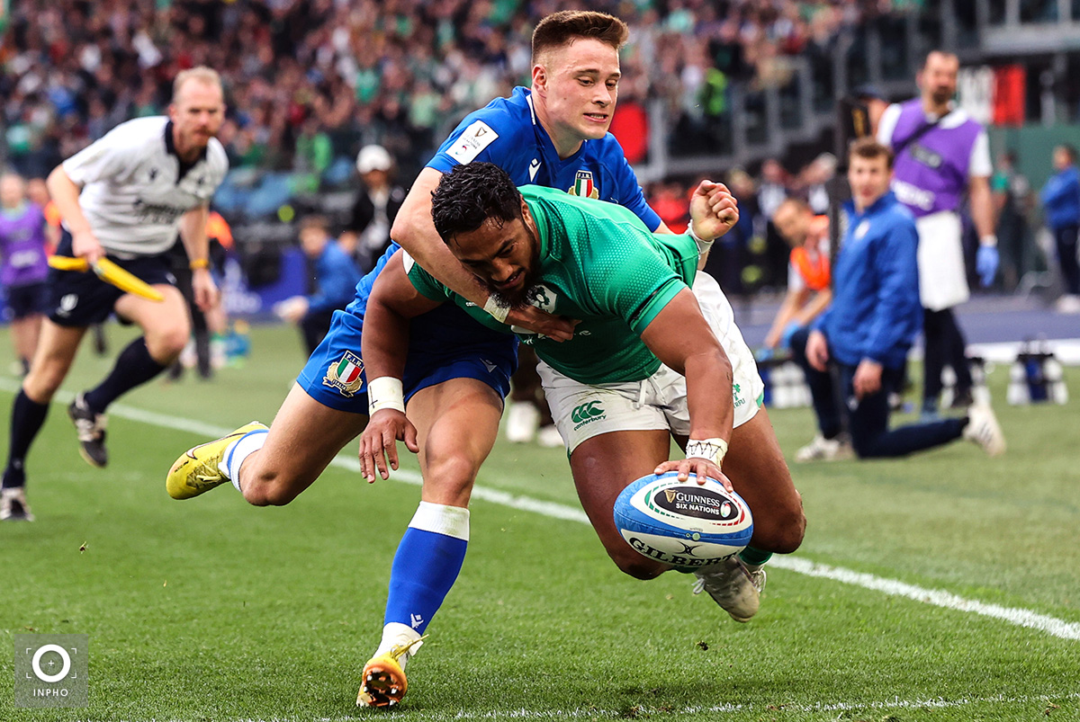 Some amount of action early on in this <a href="/SixNationsRugby/">Guinness Men's Six Nations</a> game between <a href="/Federugby/">Italrugby</a> and <a href="/IrishRugby/">Irish Rugby</a>  🏉🏉🏉 

📸<a href="/BillyStickINPHO/">Billy Stickland</a>  <a href="/DanSheridan2012/">Dan Sheridan</a>  <a href="/p_no_photo/">Pino</a>