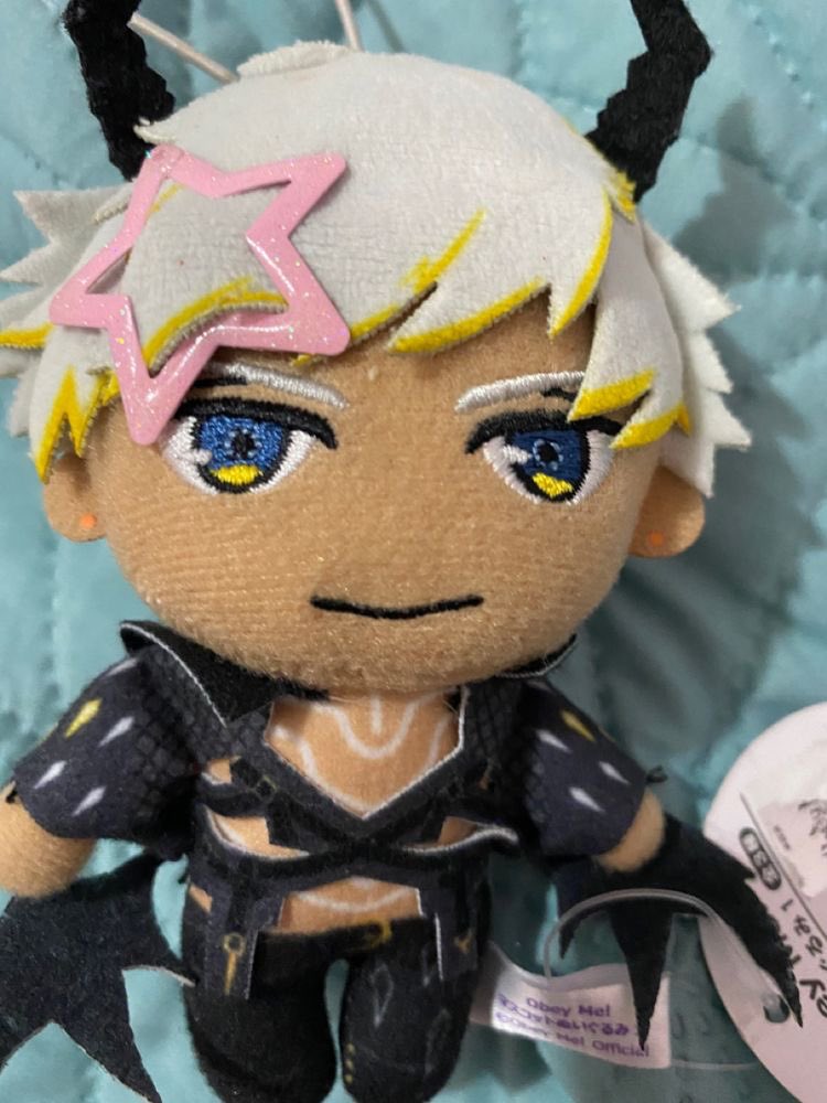 simplefie's tweet image. I NEED THIS PLUSHIE PLS SOMEONE BUY IT FOR ME😭😭😭😭😭😭😭😭😭😭😭😭😭😭 LOOK HOW CUTE HE IS HERE