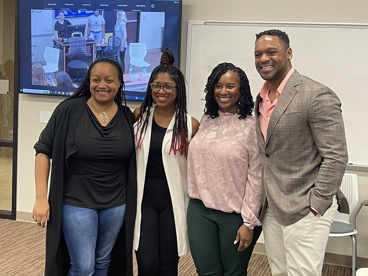 NewellFugateLab's tweet photo. Black veterinarians answer questions about what their experiences as people of color in a white dominated profession. Eye opening and educational. Let’s normalize diversity in veterinary medicine. #DEI #vetmed #TAMU @chericeroth https://t.co/cTUaIK6P7w