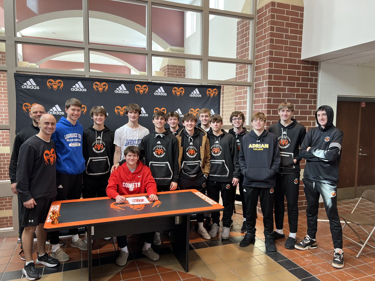 Charlie Deutsch tweet media