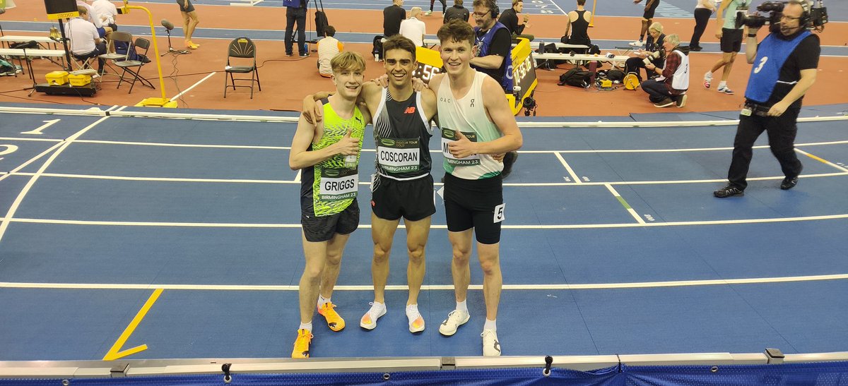 HUGE result for @irishathletics at #WorldIndoorTour in Birmingham!

@AndrewCoscoran with a 3.33.49 NR over 1500m followed closely by @lukemccann98 with 3.34.76 (also inside the old NR) and a great 3.39.94 PB for 18 year old @nickgriggs4321 for a near 4 second PB