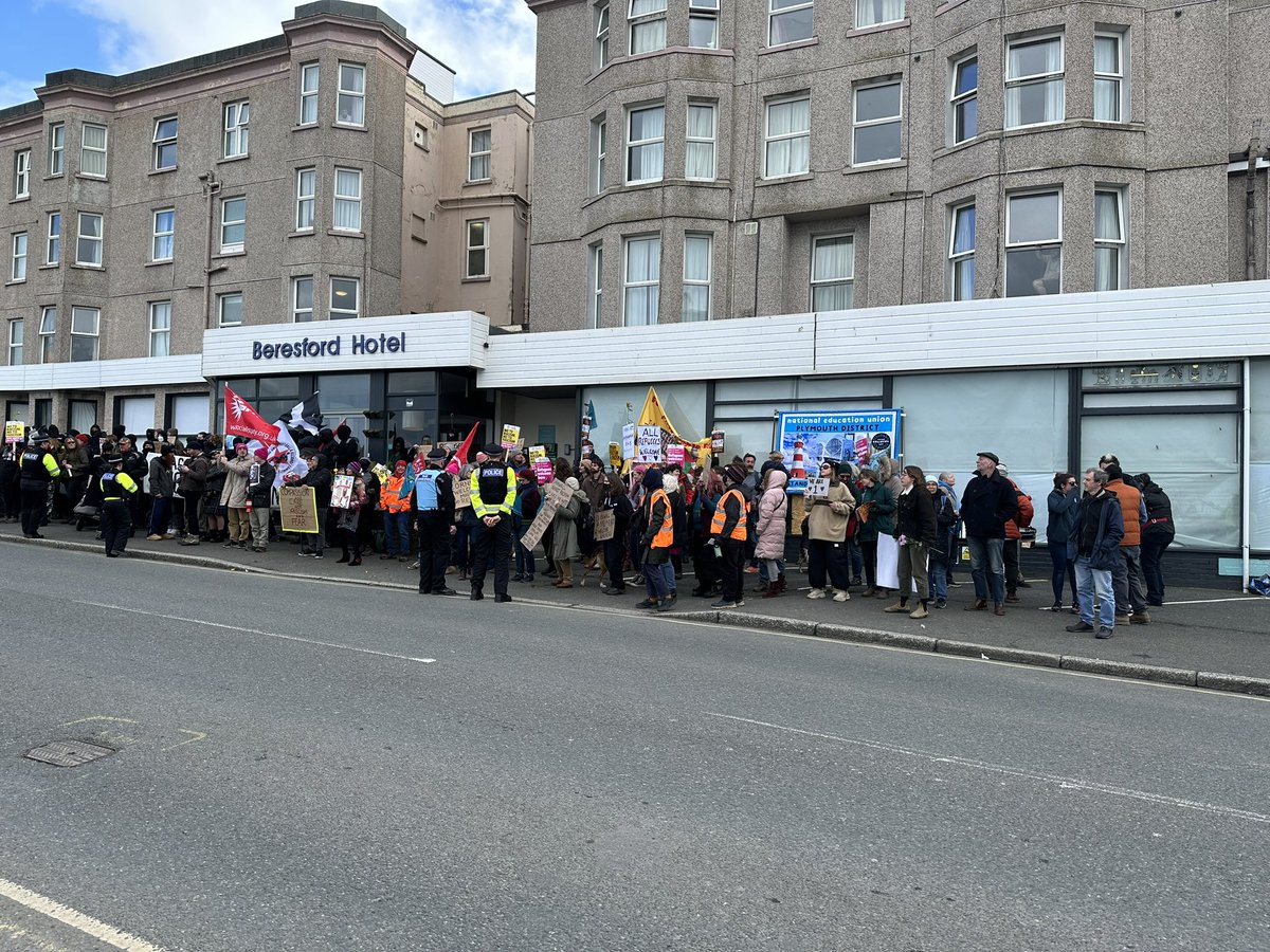 Why can’t they see the danger! #newquay #cornwall #protest #refugees #Immigrants #hotel #housing #nimby #beresfordhotel #gohome #notsafe