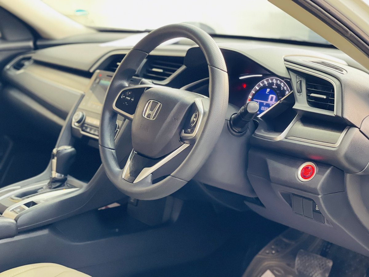 HsmMotors's tweet photo. #Honda_Civic_1.8 #Oriel_Prosmatic_UG
Model 2019 Punjab registered 2019
#Genuine_Newshape
#Genuine_Mileage
#keylessentry_Pushstart
#Multimediastreeing_Crusie_Control
#Climate_Control_Ac
Rs: 54,90,000
For More Details Contact 👇🏼
03136666635 https://t.co/6x3AhyqEXK