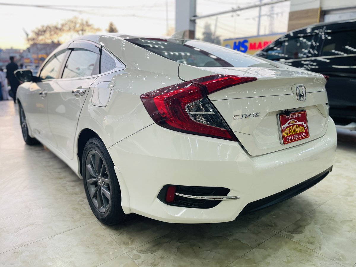 HsmMotors's tweet photo. #Honda_Civic_1.8 #Oriel_Prosmatic_UG
Model 2019 Punjab registered 2019
#Genuine_Newshape
#Genuine_Mileage
#keylessentry_Pushstart
#Multimediastreeing_Crusie_Control
#Climate_Control_Ac
Rs: 54,90,000
For More Details Contact 👇🏼
03136666635 https://t.co/6x3AhyqEXK