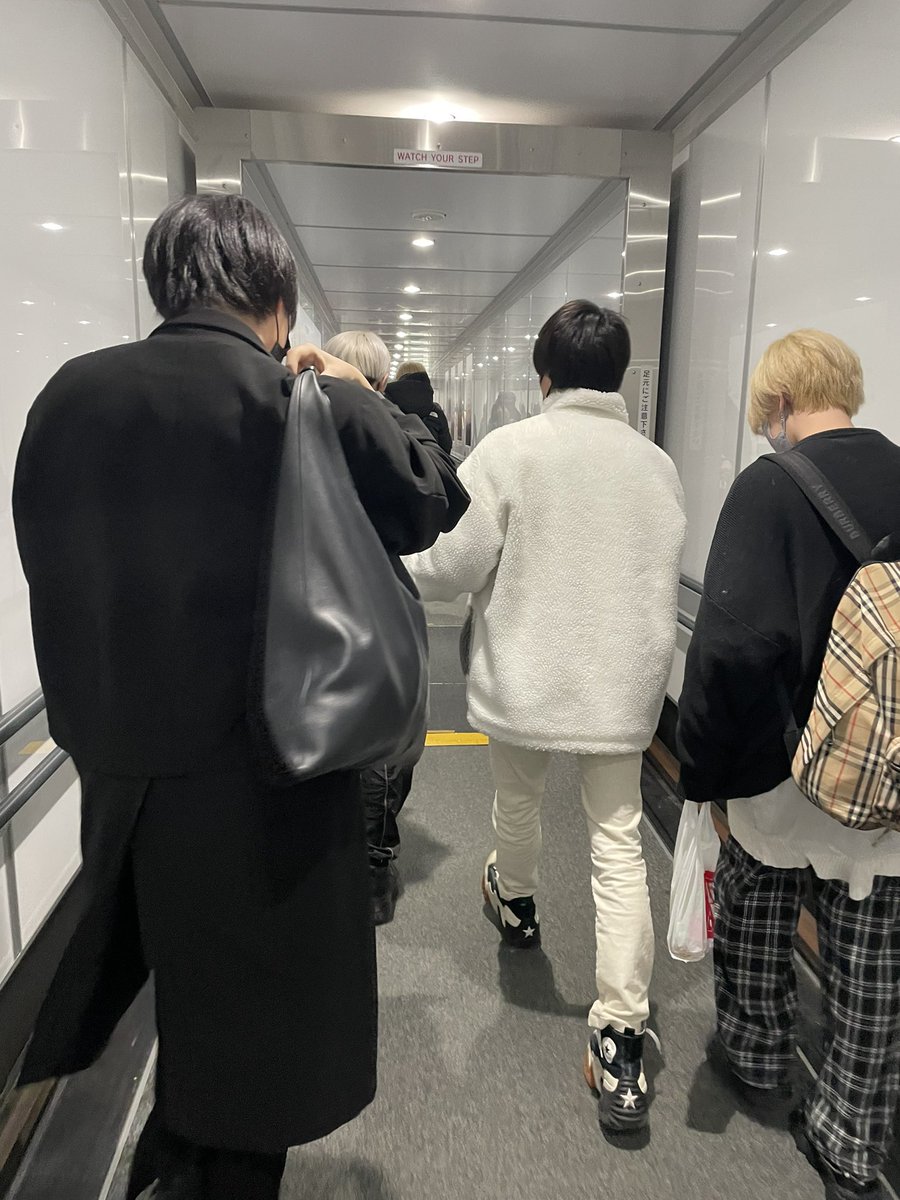 スパの裏垢(公式) tweet media