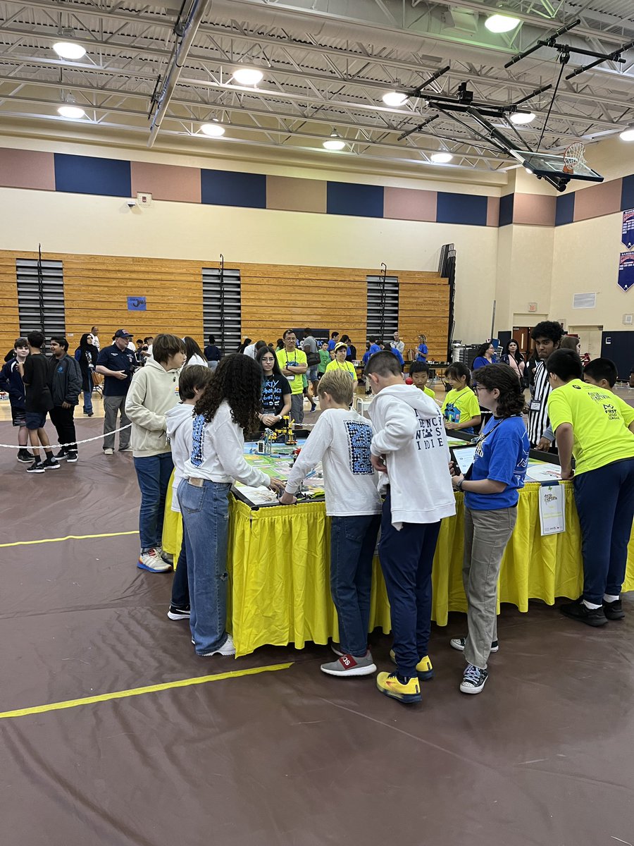 Having fun <a href="/FIRST/">#1</a> robotics regional competition:) Go_Raiders! <a href="/GulliverPrep_/">Gulliver Preparatory School</a>  <a href="/LEGO_Education/">LEGO Education</a>