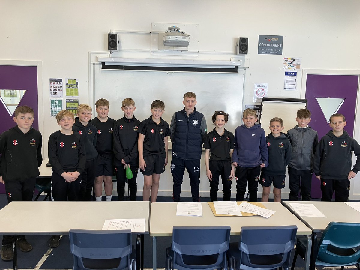 Brilliant to have <a href="/SomersetCCC/">Somerset Cricket 🏆</a> <a href="/lewigoldsworthy/">Lewis Goldsworthy</a> with the Pathway U12s this morning offering a great insight into his own journey as well as some brilliant feedback to the group #inspiring #chough #trusttheprocess #oneofourown