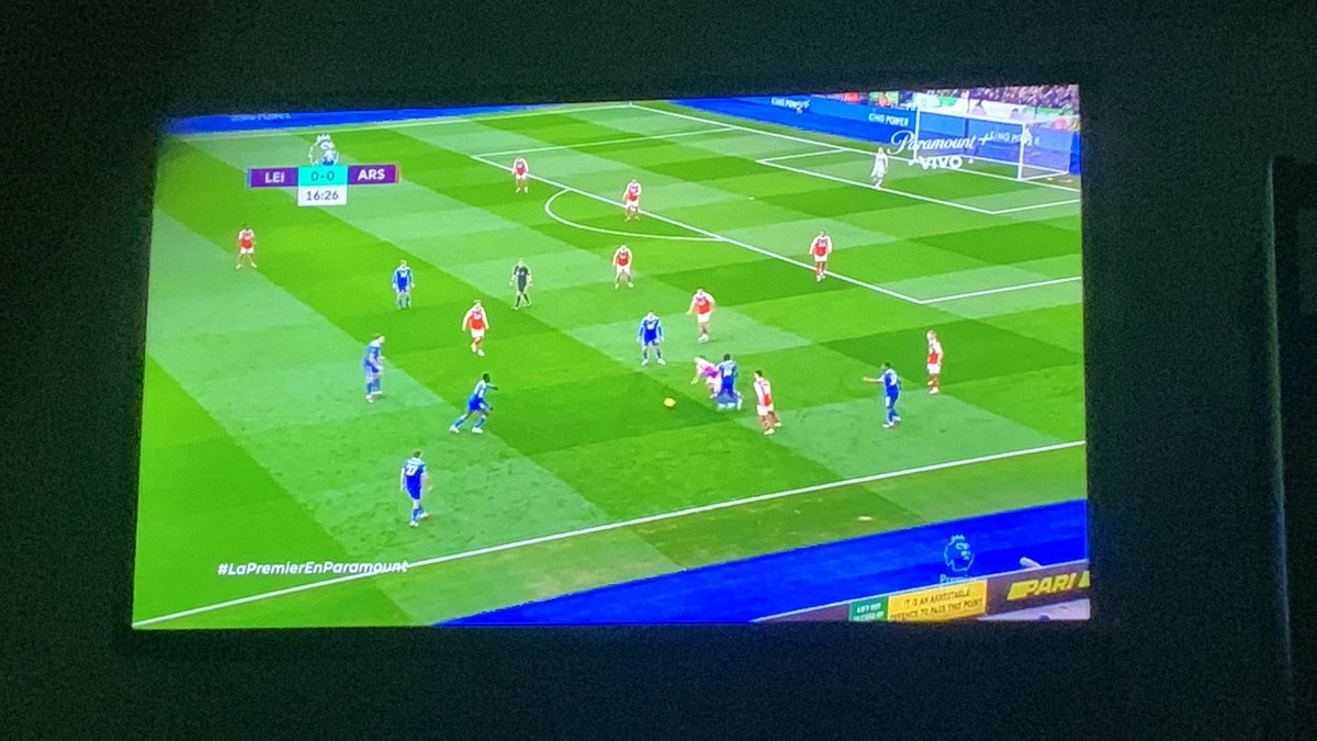 krlosraya2's tweet photo. Saludos desde Mty. Hoy gana el Arsenal 2-0😁 #lapremierenparamount https://t.co/jDdPPbVmP7