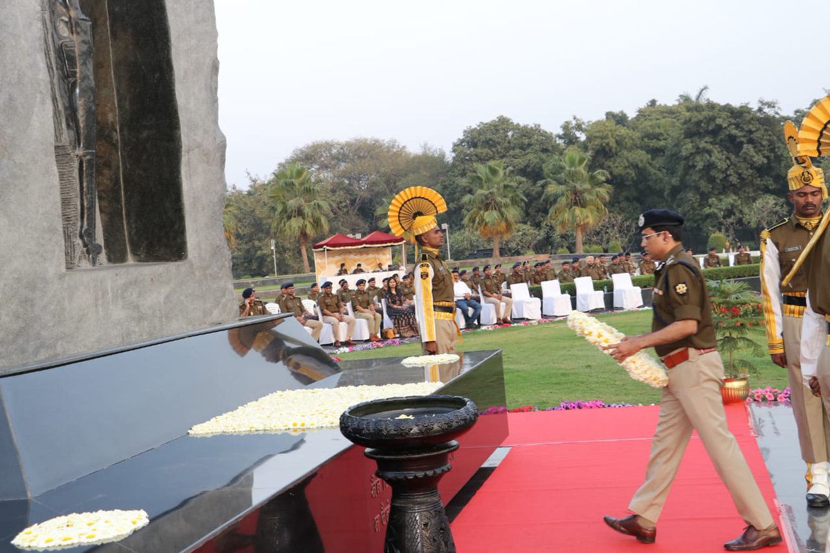 CISF on Twitter "CISF IG/NS Shri Alok Kumar along with other officers