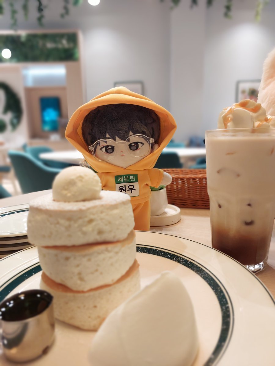 dollmompam's tweet photo. hello! my name is woojjang, mom pam's new baby 💛 https://t.co/eyiLzuKzLv