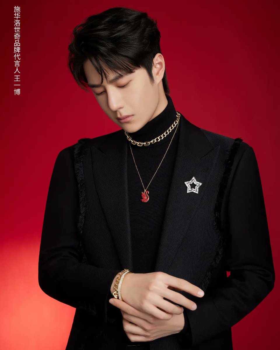 _WithYou_Always's tweet photo. #WangYibo #王一博 #왕이보
▪︎Swarovski weibo update 

2023 #SWAROVSKIx왕이보 https://t.co/JSbwBJTCD6