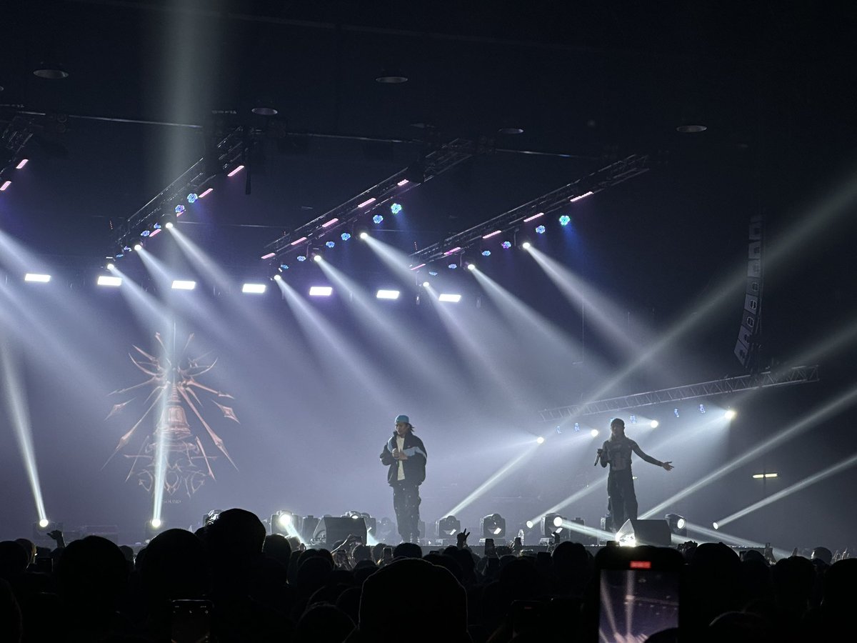 the_concertapp's tweet photo. ขอเสียงเด็กวัด ที่แข็งแรงเหมือนกับเอาเหล็กงัด 😎
#SoundFromDekwat #เสียงจากเด็กวัด #POPTurnt #ThatthongSound #YOUNGOHM https://t.co/0fHL8sN7Jx
