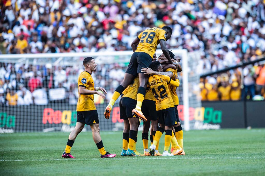 90 + 5’| #KC 1 : 0 #OP 

Full time score: (Ndah o.g 89’) Kaizer Chiefs 1 : 0 Orlando Pirates 

DStv Man of the Match: Edmilson Dove 

#Amakhosi4Life #DStvPrem #UnityInAction #SowetoDerby