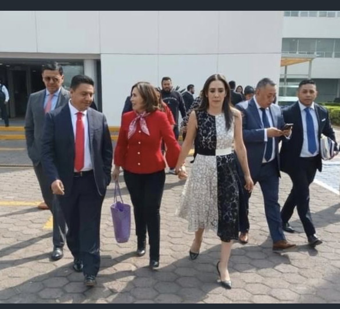 Vegas_05's tweet image. Alguien como yo se siente ofendida los delincuentes a la calle y algunos en el poder como los que encabezan la justicia? #FueraElPoderJudicial