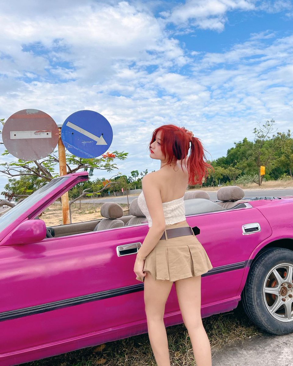 Have a seat 🚘🙃