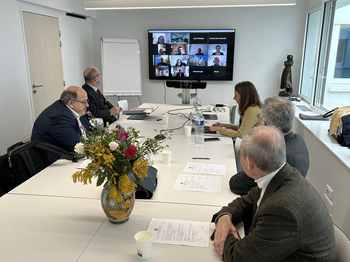 C’est aujourd’hui le Conseil d’administration du <a href="/CEDRurLaw/">CEDR Rural Law</a>, qui regroupe les délégués des associations membres comme <a href="/AFDRural/">Association française de droit rural</a>. Nous travaillons sur le prochain congrès qui se tiendra à <a href="/cardiffuni/">Cardiff University</a> du 6 au 9 septembre 2023, organisé par @AgLawUK. Programme à suivre prochainement