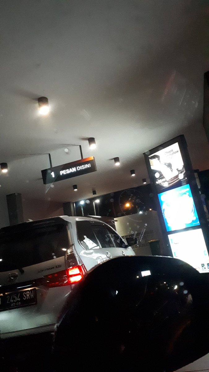 Akhirnya Berakhir disini.. smo picah maag gara2 bodok deng cinta 😑😑😖😞😢