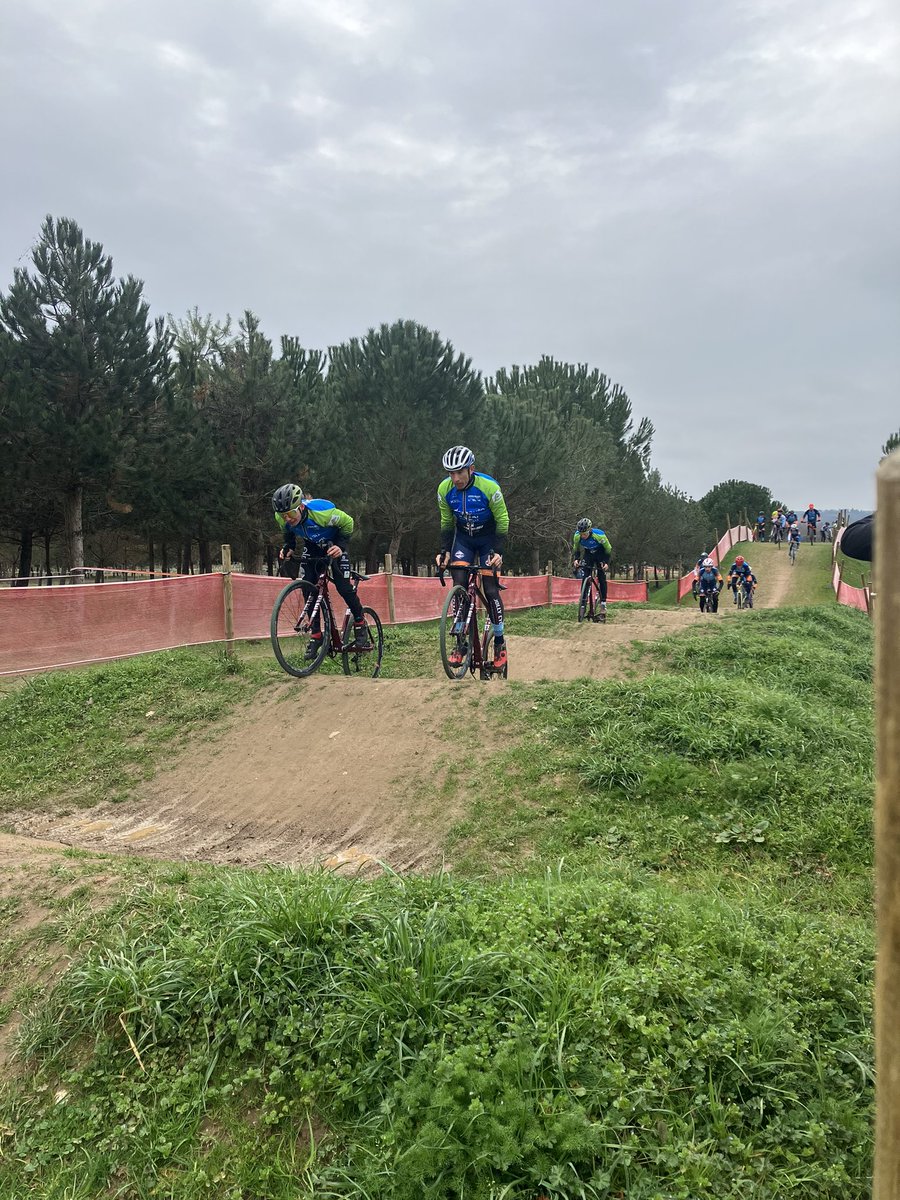 Inauguration du 1er stade dédié à la pratique du cyclo-cross <a href="/StephanieGCAlbi/">Stephanie Guiraud-Chaumeil</a> <a href="/ville_albi/">Ville d'Albi</a> <a href="/Occitanie/">Région Occitanie</a> @midivelo <a href="/prefet81/">Préfet du Tarn</a> Département du Tarn <a href="/FFCyclisme/">FFC</a>