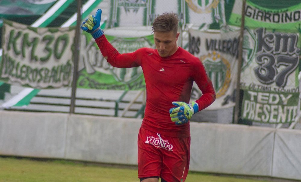 DSportsRadio's tweet image. 🗣️ Lisandro #Mitre, arquero de @allboys, en #TiráParaArriba:

💬 "#Frontini nos dijo que nos preparamos para ascender. Creemos en nosotros y en qué estamos capacitados para pelear. El desarrollo del torneo dirá para que estamos".

💬 "Quiero ser el mejor arquero de la categoría".