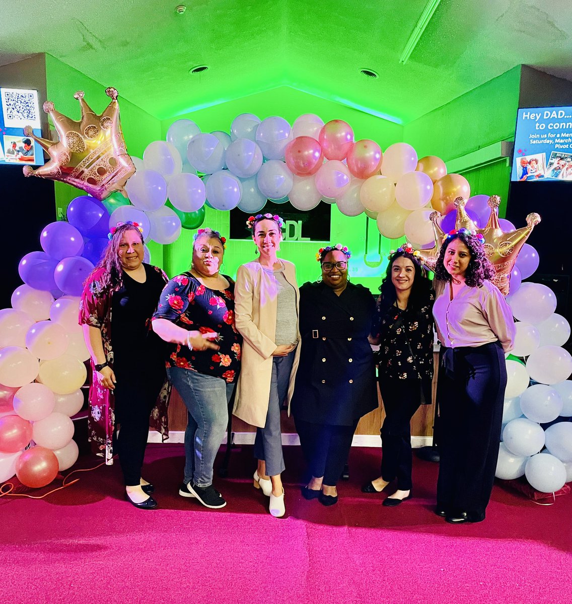 BlantonBruins's tweet image. A special thanks goes out to Pivot Church, our community partner. We couldn’t have pulled off this extraordinary event without your support. 💖💐👑💞 💙💛🐻💛💙 #TiesAndTiaras #DaddyDaughterDance