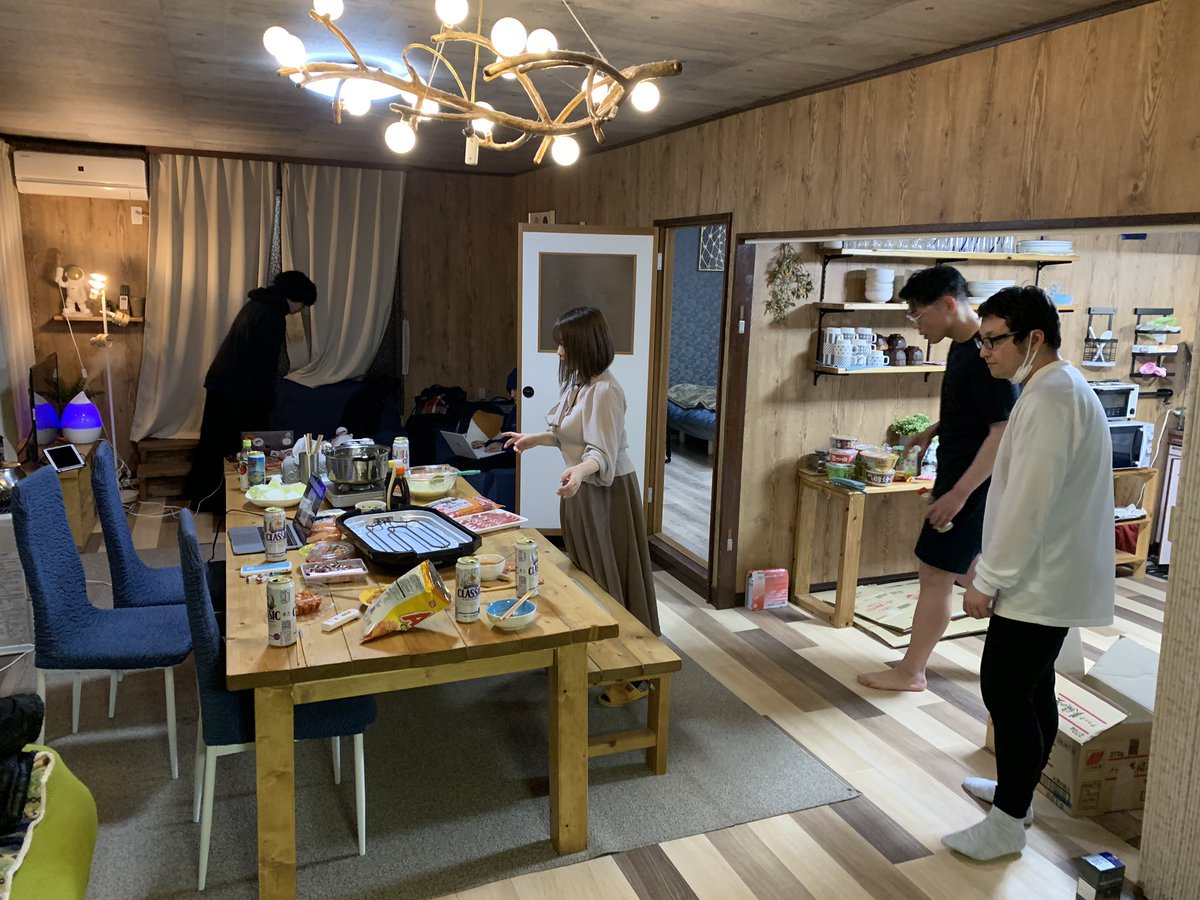 cafe_guchi's tweet photo. 登別地獄ツアー👹民泊借りて宴してます🥸 https://t.co/bHmp7XMuB4