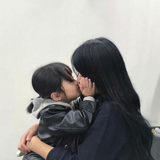 yaranified's tweet photo. AZI.

an au wherein a kid suddenly called aryan (gv) 'mommy' in front of her crush.

@official__yara #YARA_PH https://t.co/3bW4DH1UDr