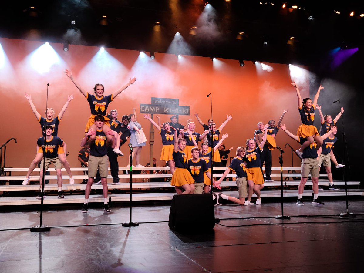 MHS Singing Spoofhounds tweet media