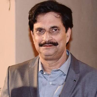 OdishaVts's tweet photo. ପଛଘୁଞ୍ଚା ନାହିଁ ବୀରର ଜାତକେ, 
ନ ମରେ ସେ କେଭେଁ ପରାଣ ଆତଙ୍କେ ।

ଜାଣିଛି,ଲାଗିଛି ଏ ଶାନ୍ତି-ସମର, 
ନାହିଁ ଏଥି ତୋପ ହାତହତିଆର ।

ବଳ ବା ବିଭବ ନାହିଁ ଏଥି ଲୋଡ଼ା, 
ନାହିଁ ଲୋଡ଼ା ଯାନ ରଥ ହାତୀ ଘୋଡ଼ା ।

ଆଧ୍ୟାତ୍ମିକ ବାଳେ ଲାଗିଛି ଲଢ଼ାଇ, 
ଭାଙ୍ଗିବାକୁ ପଶୁବଳର ବଡ଼ାଇ ।

💪💪

@OSEPA_Official @samirdash01 @CMO_Odisha https://t.co/Ji1bc7Pv0i