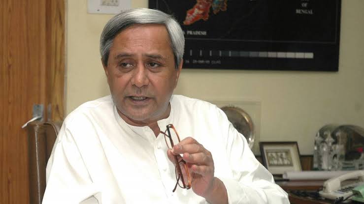 OdishaVts's tweet photo. ପଛଘୁଞ୍ଚା ନାହିଁ ବୀରର ଜାତକେ, 
ନ ମରେ ସେ କେଭେଁ ପରାଣ ଆତଙ୍କେ ।

ଜାଣିଛି,ଲାଗିଛି ଏ ଶାନ୍ତି-ସମର, 
ନାହିଁ ଏଥି ତୋପ ହାତହତିଆର ।

ବଳ ବା ବିଭବ ନାହିଁ ଏଥି ଲୋଡ଼ା, 
ନାହିଁ ଲୋଡ଼ା ଯାନ ରଥ ହାତୀ ଘୋଡ଼ା ।

ଆଧ୍ୟାତ୍ମିକ ବାଳେ ଲାଗିଛି ଲଢ଼ାଇ, 
ଭାଙ୍ଗିବାକୁ ପଶୁବଳର ବଡ଼ାଇ ।

💪💪

@OSEPA_Official @samirdash01 @CMO_Odisha https://t.co/Ji1bc7Pv0i