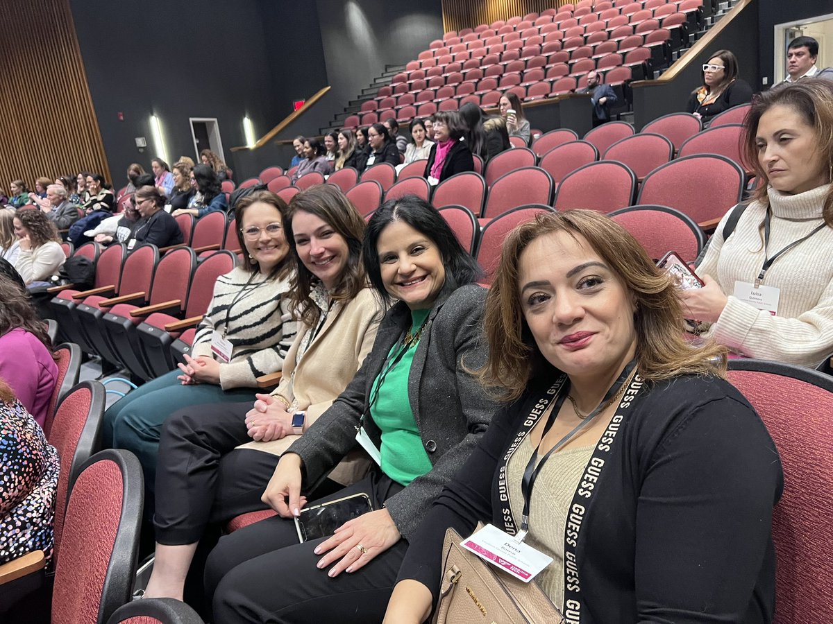 angeeceegee's tweet photo. Amazing Saturday PD  at @DualLanguageVA @vaduallanguage w keynote @joan_lachance  contributing to our deeper learning of #duallanguageimmersion @LuisaQu35267801 @knight_frau @IngridRavelo2 @Sfwyhs #wlcwarriors from #loudoun are in the 🏡!! https://t.co/xte6bFbIgq