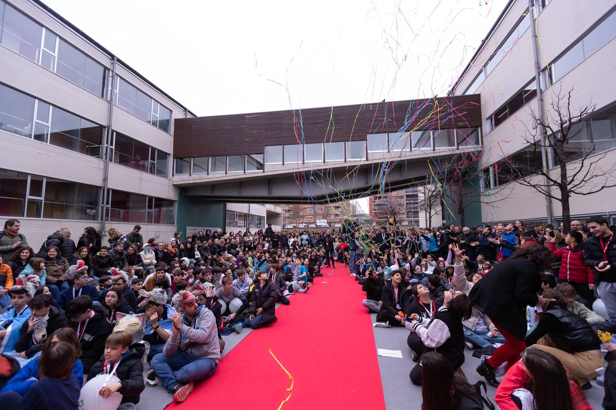 uvic_ucc's tweet photo. 📢Un any més la #UVic ha viscut la festa de la #robòtica i de l'#STEM amb l'onzena edició de la #FLLUVic. Gràcies per acompanyar-nos-hi!
Tots els resultats i un resum del torneig d'avui:
👉 https://t.co/5Ua8K6hGBj https://t.co/cixzjqAoQc