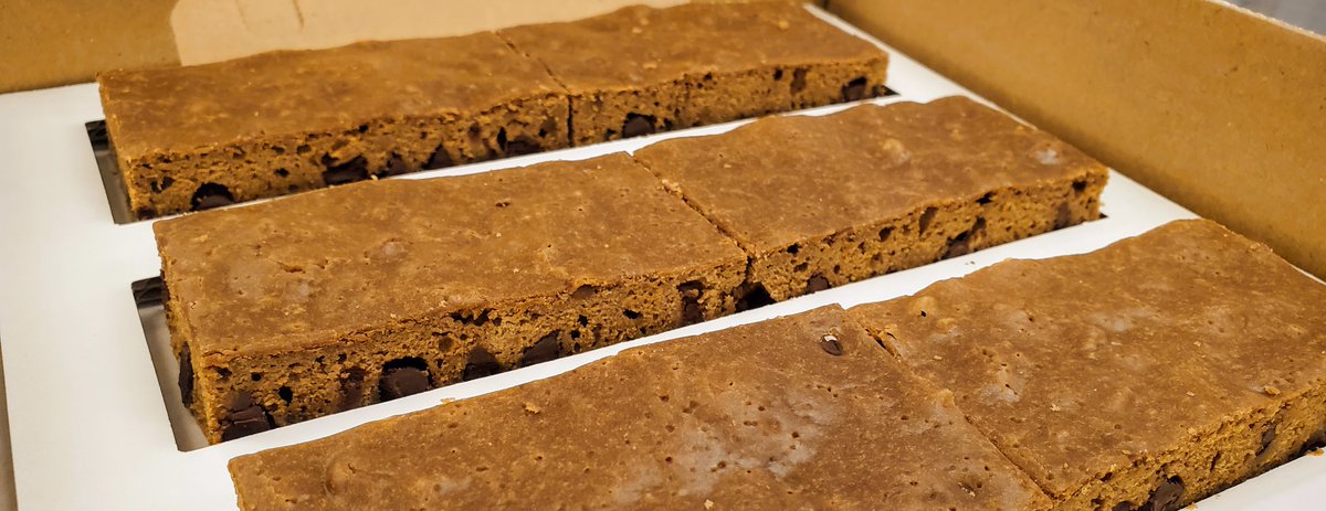 We are sure that you will love this flavor! 🤎 Low Sugar Brownie Bars are available daily! 🤗