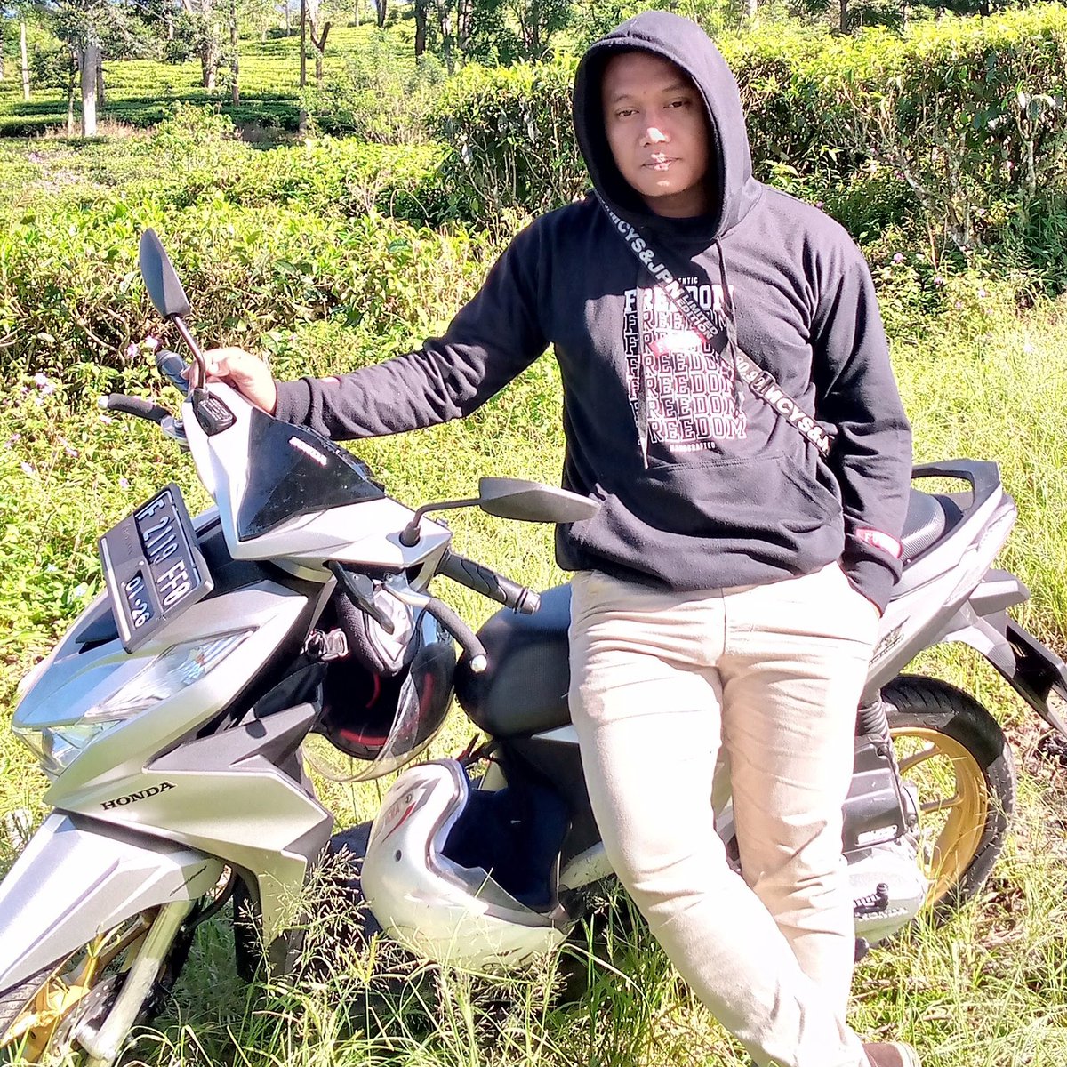 CeringeBagus's tweet photo. #FotoProfilBaru https://t.co/fJJ0FPkIue