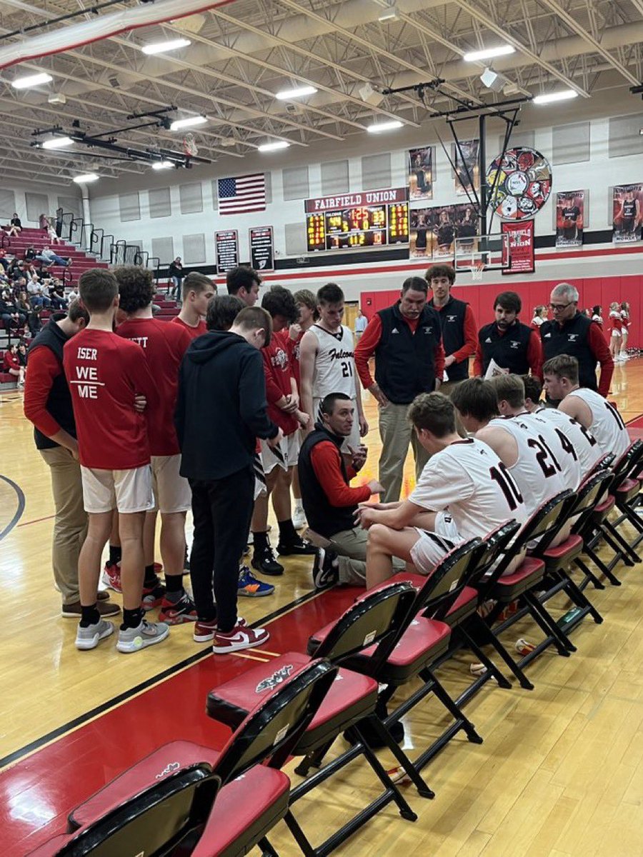 FairfieldunionS's tweet photo. 🚨GAMEDAY🚨 boys take on marietta tonight @ home!!! Tip @ 7 theme: HICK NIGHT 👨🏼‍🌾 https://t.co/oq2wrM4k26