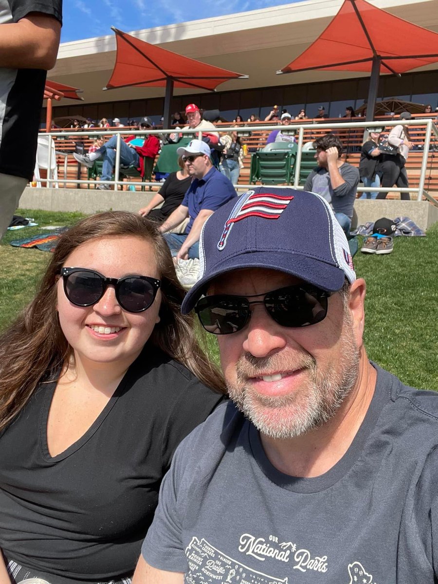 Kaci_Demarest's tweet photo. 70 degrees with a chance of baseball. ⚾️☀️ https://t.co/rF5KU9guMx